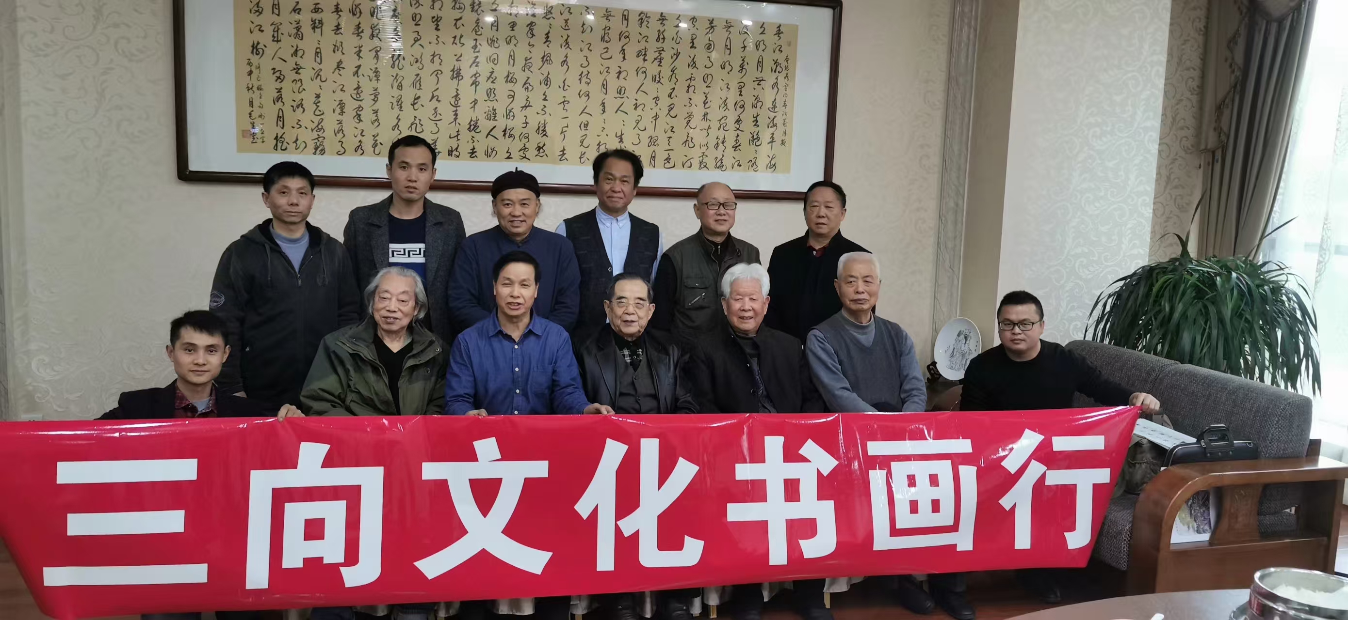 微信图片_20250821140156_1329_227.jpg